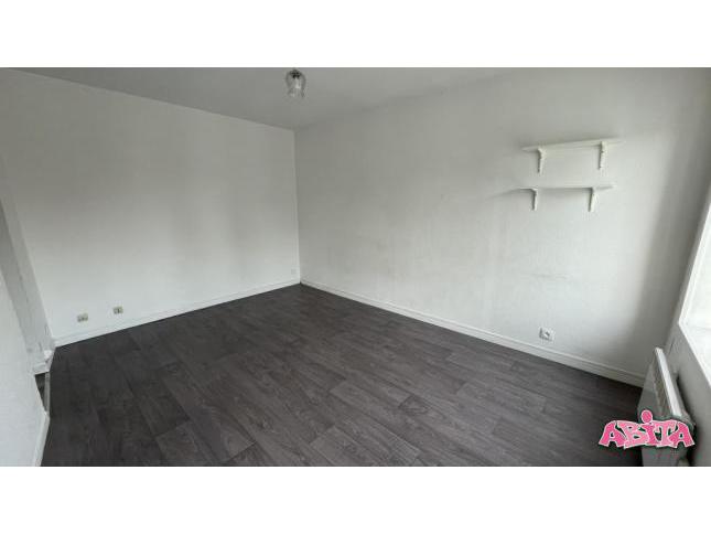 Studio non meublé de 22.56m² - St Michel/République à LILLE